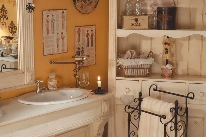 accessori bagno rustico: legno, ceramica, ferro battuto